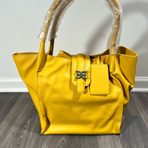 Sam Edelman Handbags - Sam Edelman Weylyn Tote Tuscan Yellow NWT